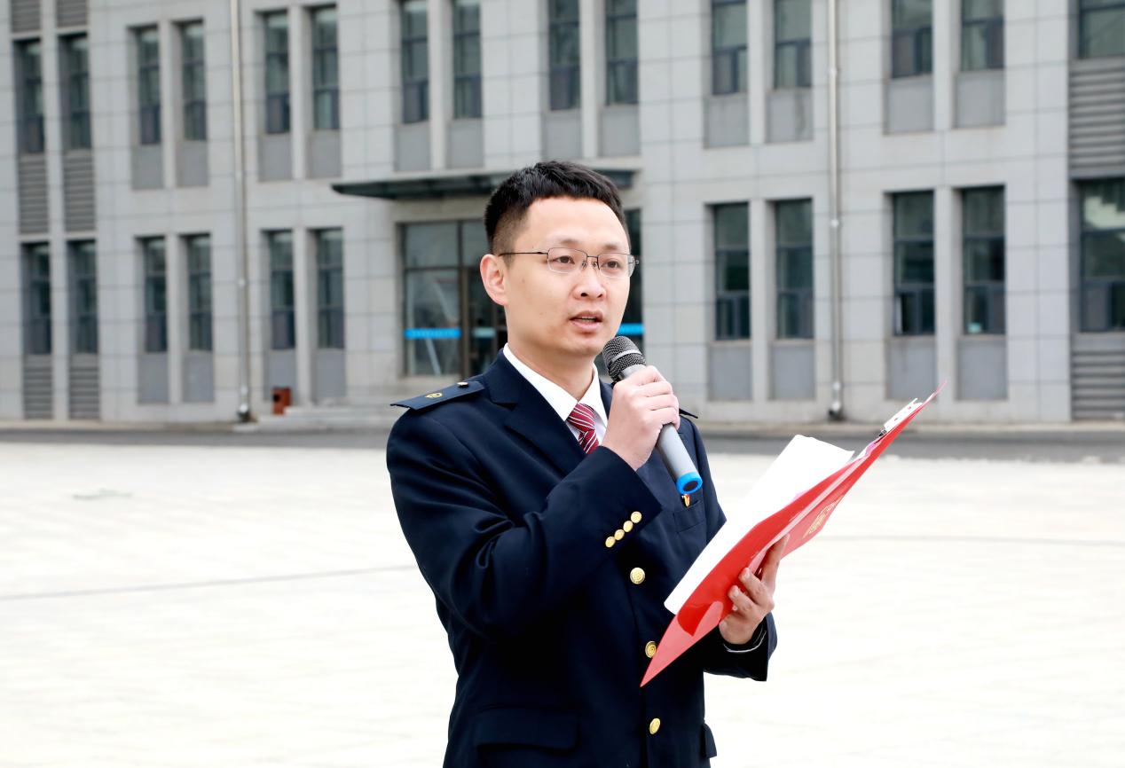 吉林机务段铁路青年讲师 肖力维进行宣讲